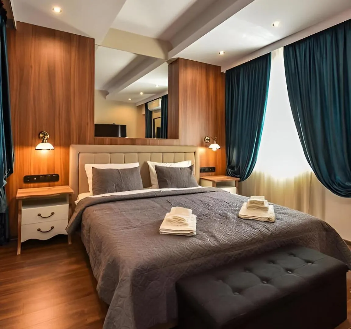 Palace Of Culture 2-Bedroom Retreat On Skobelev Blvd